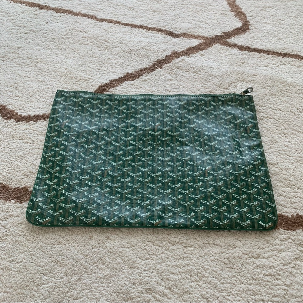 Deep green pouch